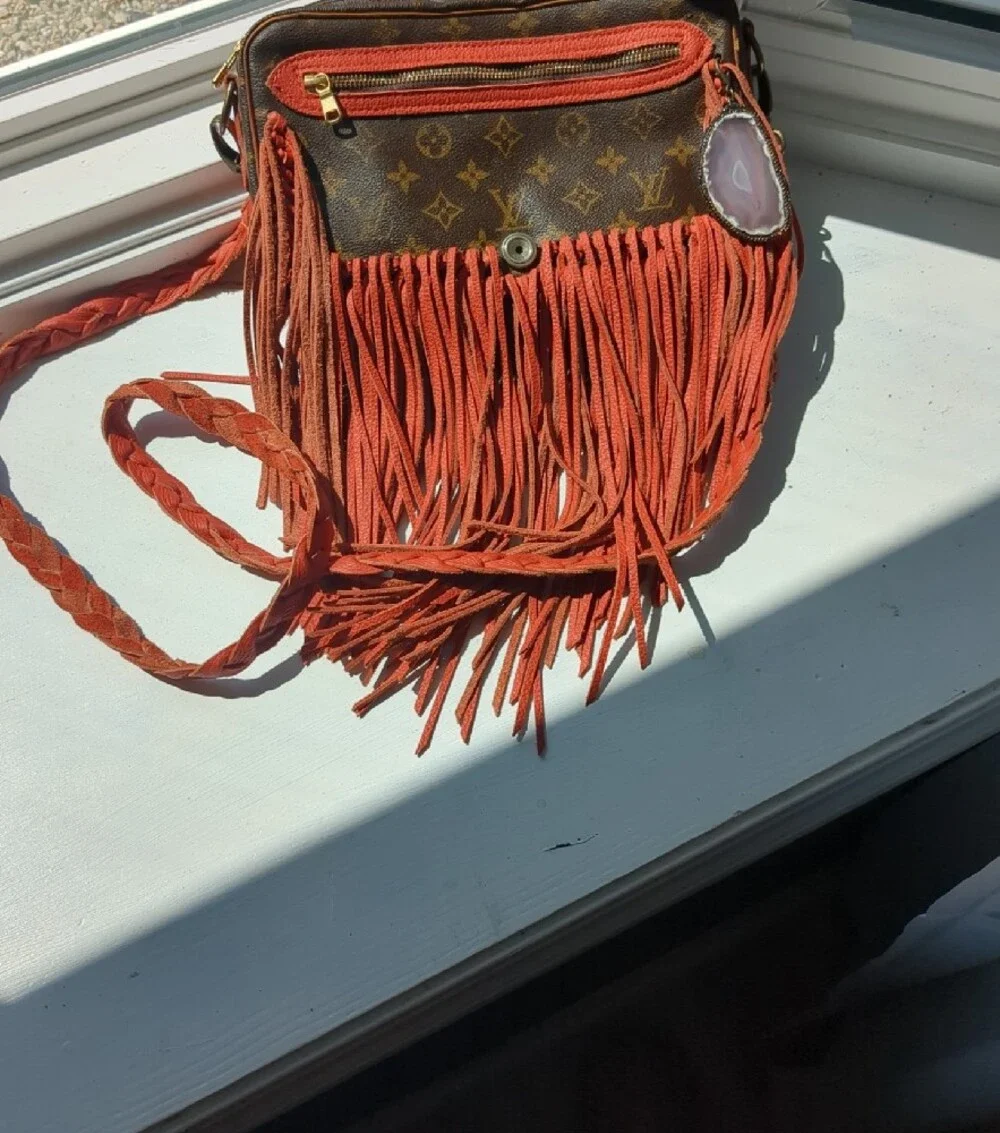 Louis Vuitton monogram lv